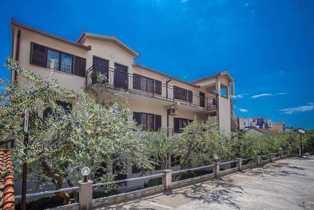 Apartments Villa Ivanka Trogir Kültér fotó